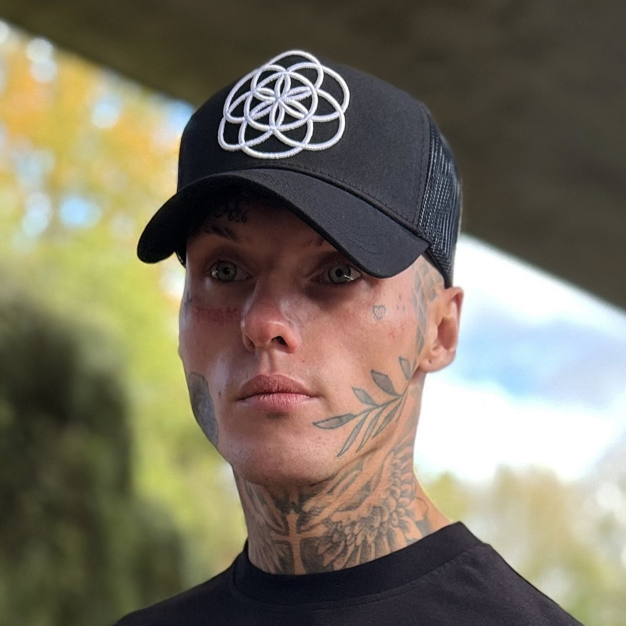 Core Noir Trucka Hat